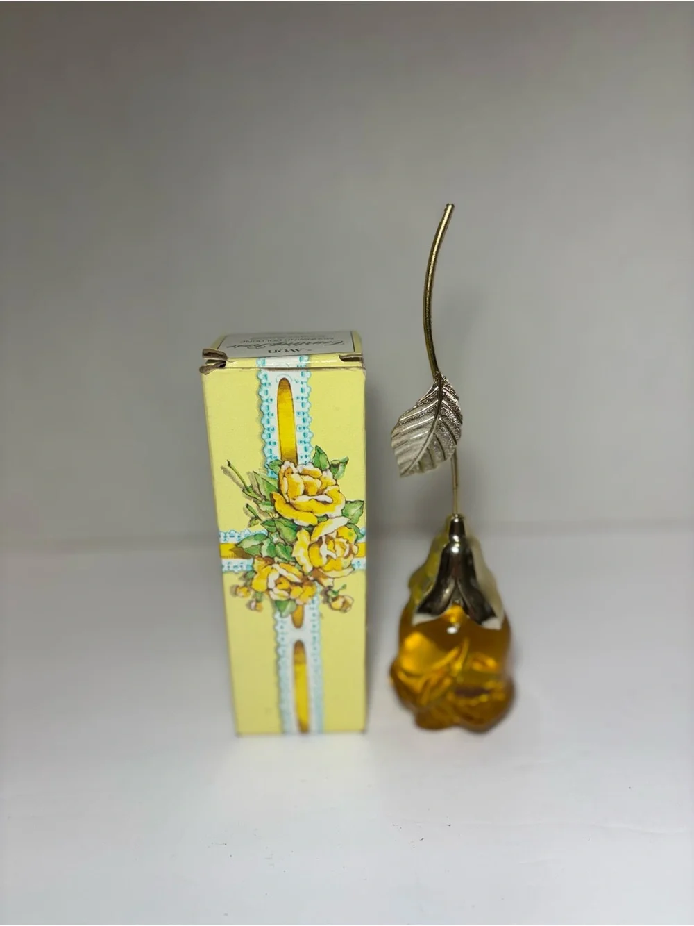 Avon VTG Courting Rose Moonwind Cologne Amber Decanter Gold Stem Full New In Box
